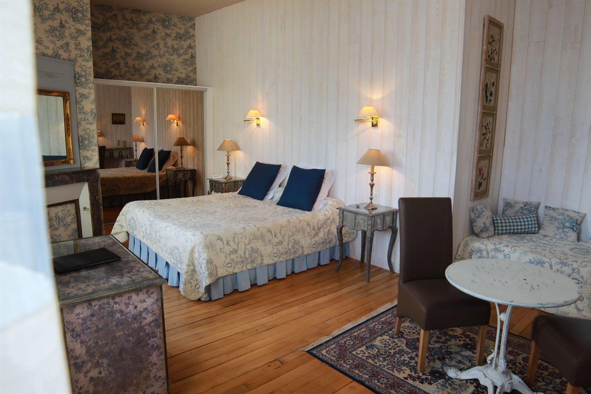 Moulin De Villeray Hotel Condeau Luaran gambar